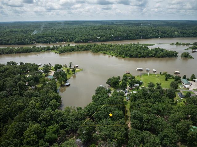 28887 Mortensen Road, Lincoln, MO 65338