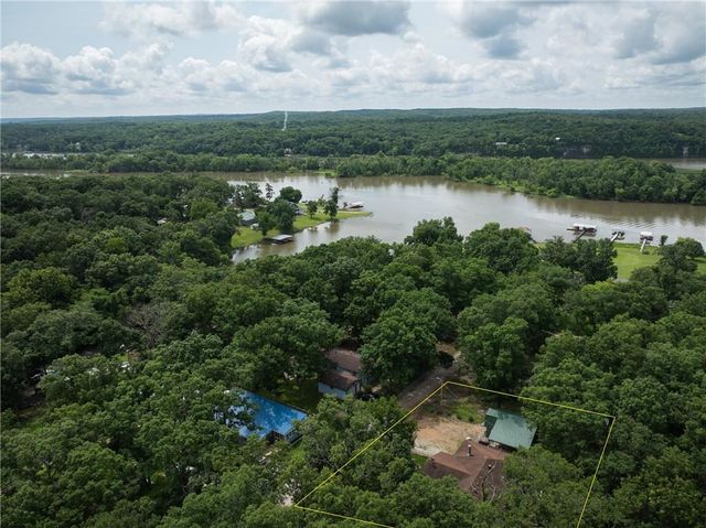 28887 Mortensen Road, Lincoln, MO 65338