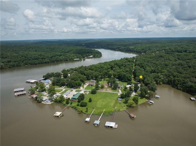 28887 Mortensen Road, Lincoln, MO 65338