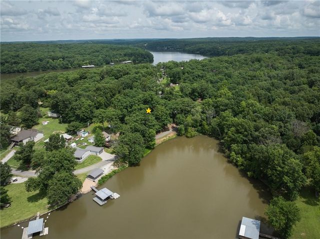 28887 Mortensen Road, Lincoln, MO 65338
