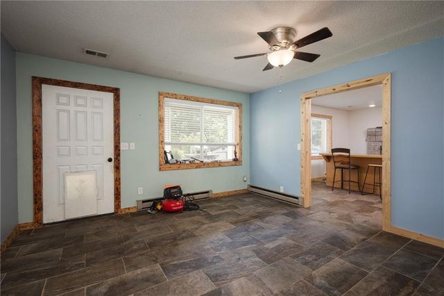 28887 Mortensen Road, Lincoln, MO 65338
