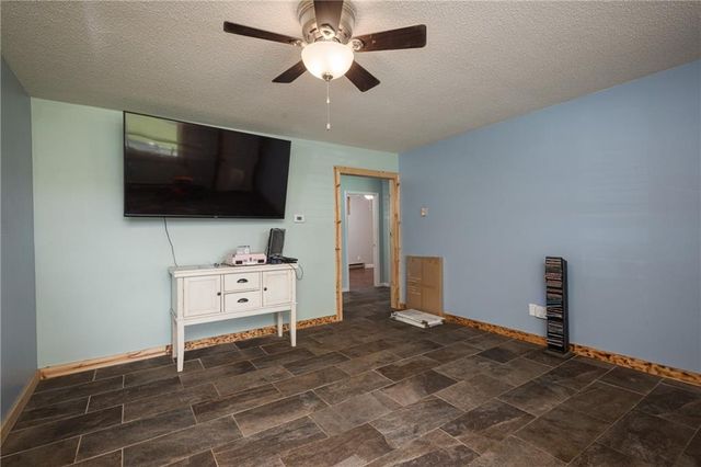 28887 Mortensen Road, Lincoln, MO 65338