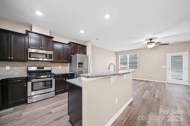 3273 Yarmouth Lane, Gastonia, NC 28056