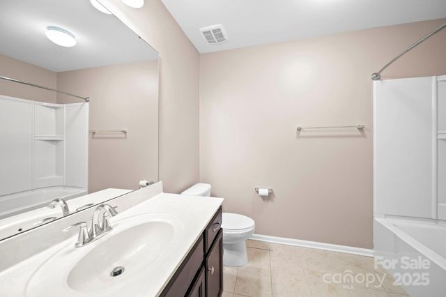 3273 Yarmouth Lane, Gastonia, NC 28056