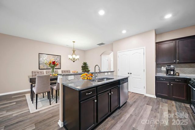 3273 Yarmouth Lane, Gastonia, NC 28056