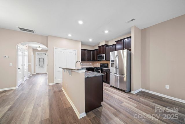 3273 Yarmouth Lane, Gastonia, NC 28056