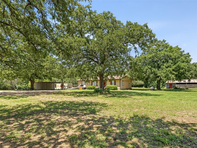1336 County Road 563, Stephenville, TX 76401