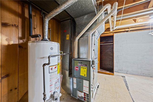 276 Wahl Road, Irondequoit, NY 14609