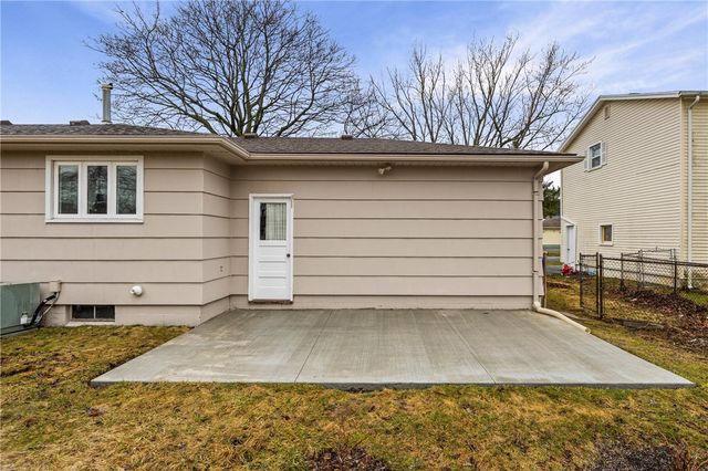 276 Wahl Road, Irondequoit, NY 14609