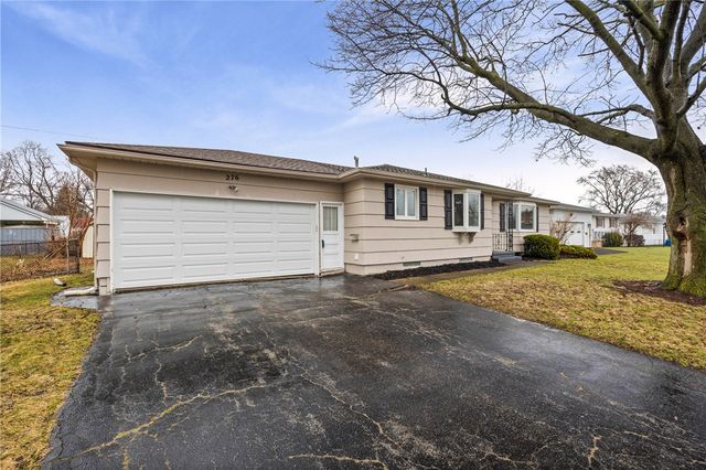 276 Wahl Road, Irondequoit, NY 14609