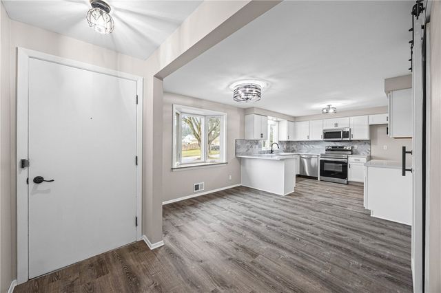 276 Wahl Road, Irondequoit, NY 14609