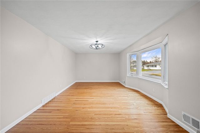 276 Wahl Road, Irondequoit, NY 14609