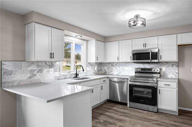 276 Wahl Road, Irondequoit, NY 14609