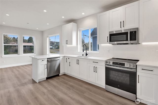 506 Alabama Street, Bellingham, WA 98225