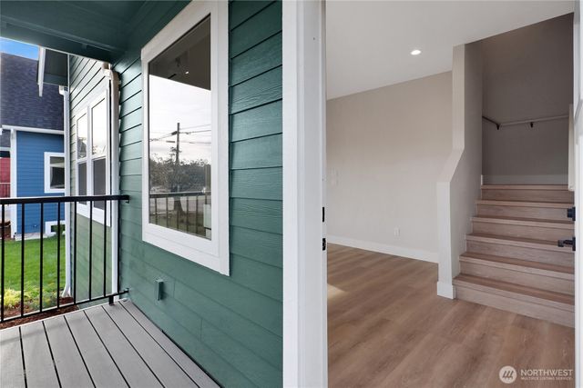 506 Alabama Street, Bellingham, WA 98225