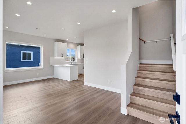 506 Alabama Street, Bellingham, WA 98225