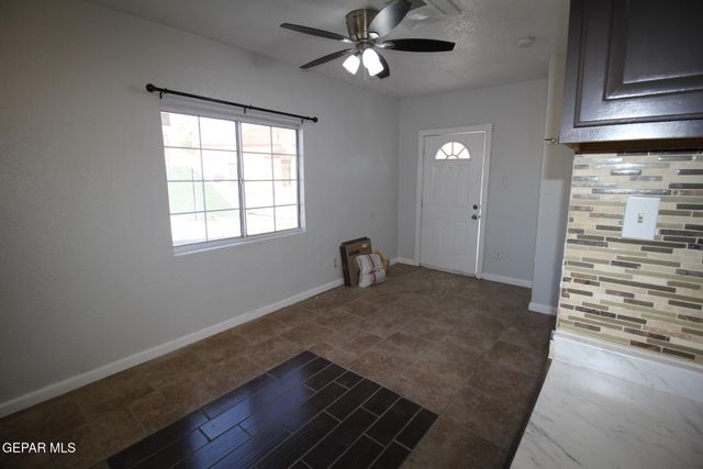 8903 OLD COUNTY Road A, El Paso, TX 79907