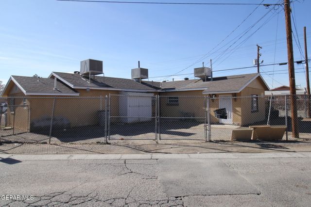 8903 OLD COUNTY Road A, El Paso, TX 79907