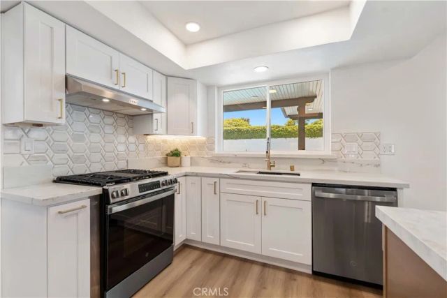 530 Stanford Avenue, Fullerton, CA 92831