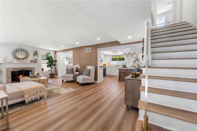 530 Stanford Avenue, Fullerton, CA 92831