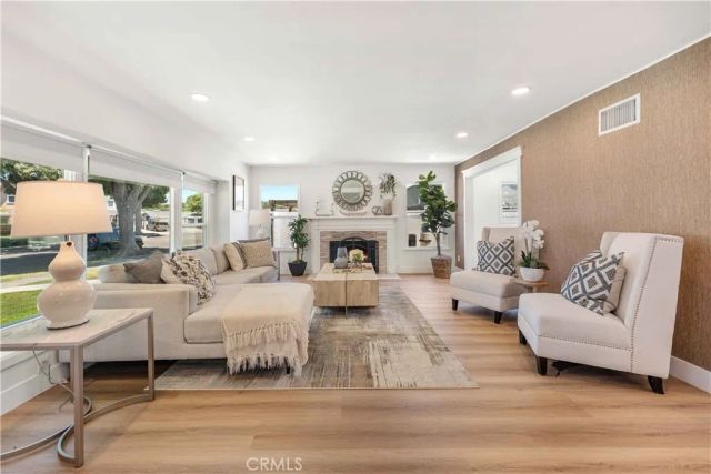 530 Stanford Avenue, Fullerton, CA 92831