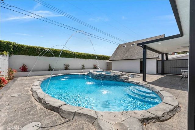 530 Stanford Avenue, Fullerton, CA 92831