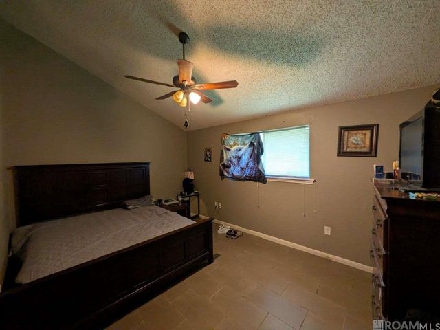 13760 Chalmette Ave, Baton Rouge, LA 70810