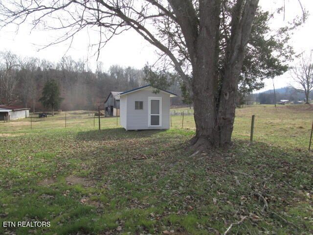 503 Emory Rd, Blaine, TN 37709
