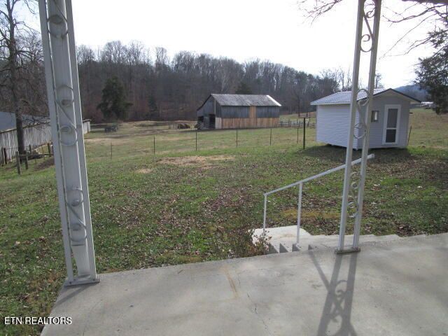 503 Emory Rd, Blaine, TN 37709