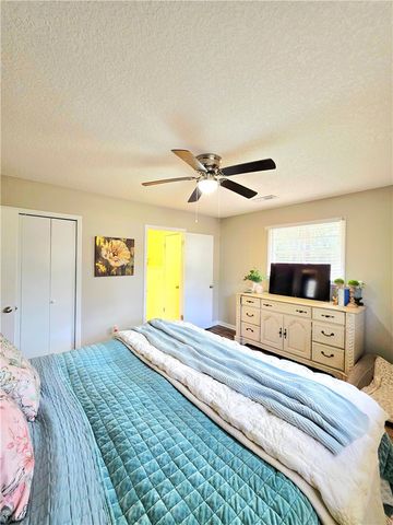 914 Baltimore Ave, Waycross, GA 31501