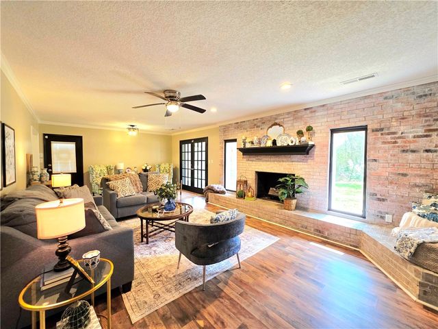 914 Baltimore Ave, Waycross, GA 31501