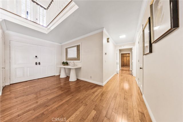 900 Gainsborough, Pasadena, CA 91107