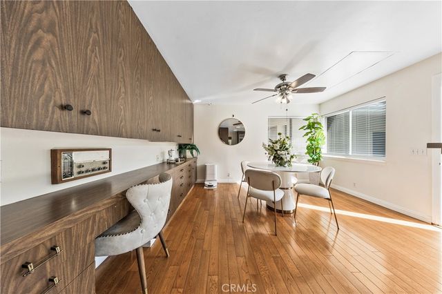 900 Gainsborough, Pasadena, CA 91107