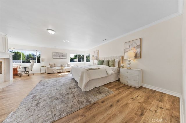 900 Gainsborough, Pasadena, CA 91107