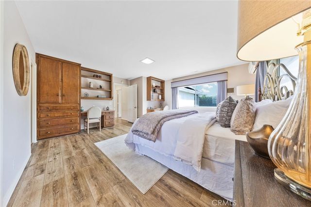900 Gainsborough, Pasadena, CA 91107