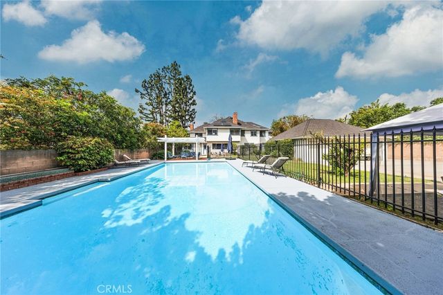 900 Gainsborough, Pasadena, CA 91107
