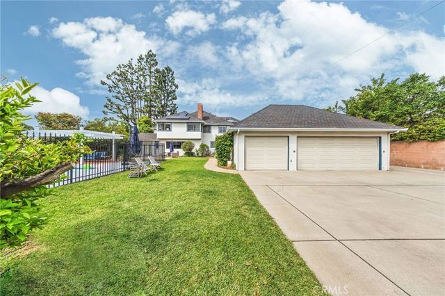 900 Gainsborough, Pasadena, CA 91107
