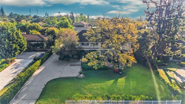 900 Gainsborough, Pasadena, CA 91107