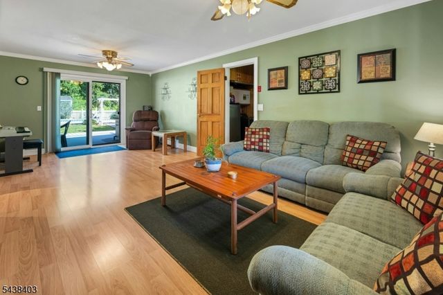 70 Lake Pochung Rd, Vernon Twp., NJ 07461