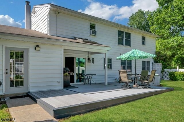 70 Lake Pochung Rd, Vernon Twp., NJ 07461