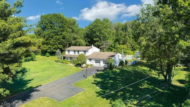 70 Lake Pochung Rd, Vernon Twp., NJ 07461
