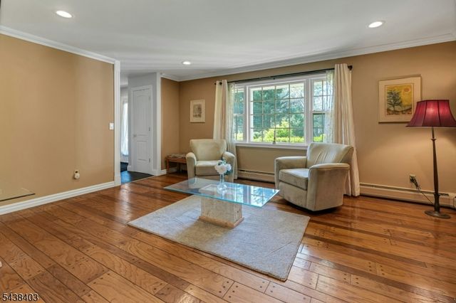 70 Lake Pochung Rd, Vernon Twp., NJ 07461