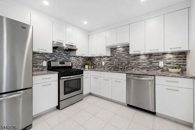 56 Ferguson St C1, Newark City, NJ 07105