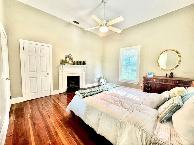 18708 NW 240TH STREET, High Springs, FL 32643