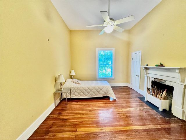 18708 NW 240TH STREET, High Springs, FL 32643