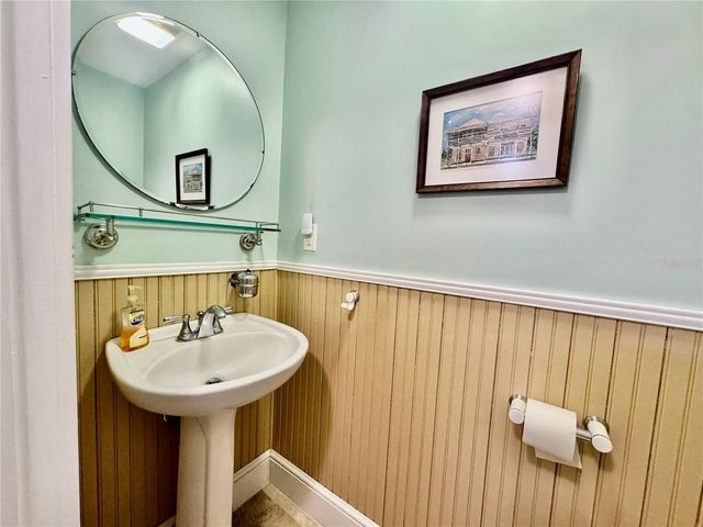 18708 NW 240TH STREET, High Springs, FL 32643