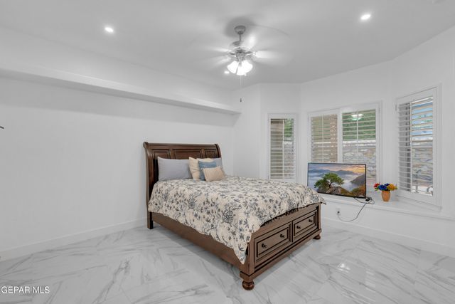6337 FRANKLIN RED Drive, El Paso, TX 79912