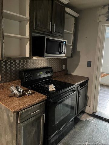 3507 Carlos Avenue, Fayetteville, NC 28306