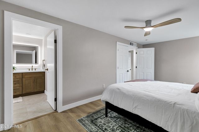 14237 N 38TH Place, Phoenix, AZ 85032
