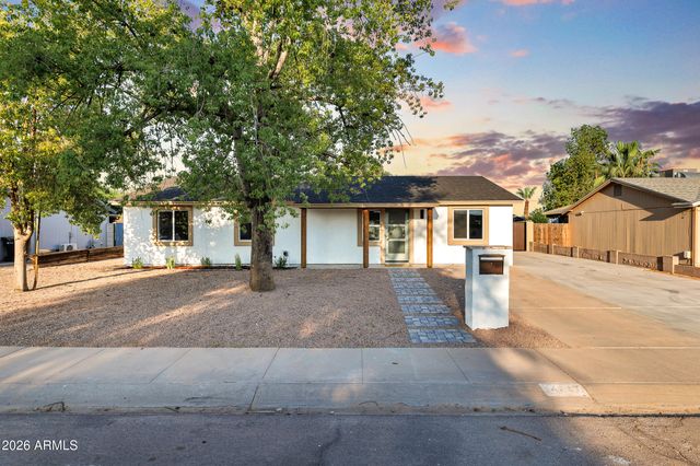 14237 N 38TH Place, Phoenix, AZ 85032